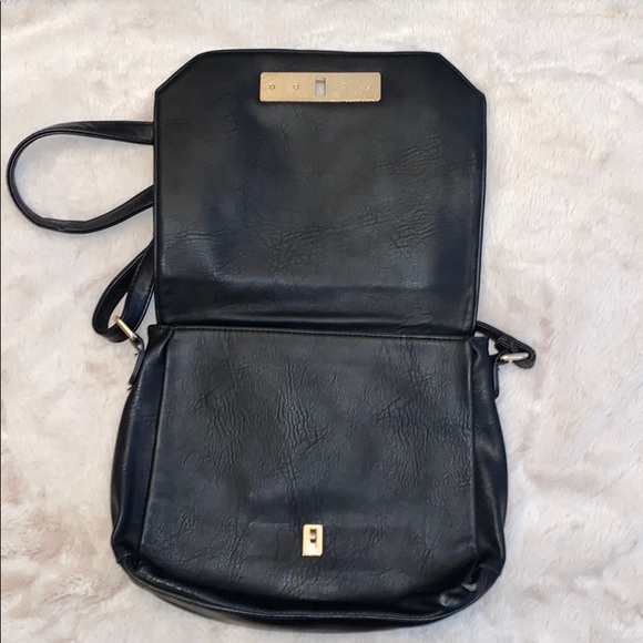 Black Crossbody Leather Purse - Picture 3 of 7